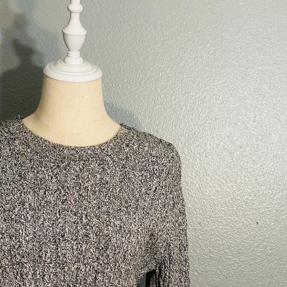 Karen Scott Gray Cable Knit Crewneck Sweater Size M - Picture 2 of 8